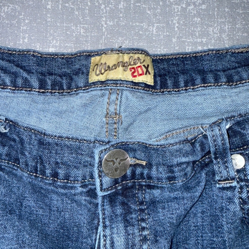 Wrangler 20X Style 42 Vintage Boot Blue Denim Jeans Mens 36x32 Medium Wash - Picture 7 of 13